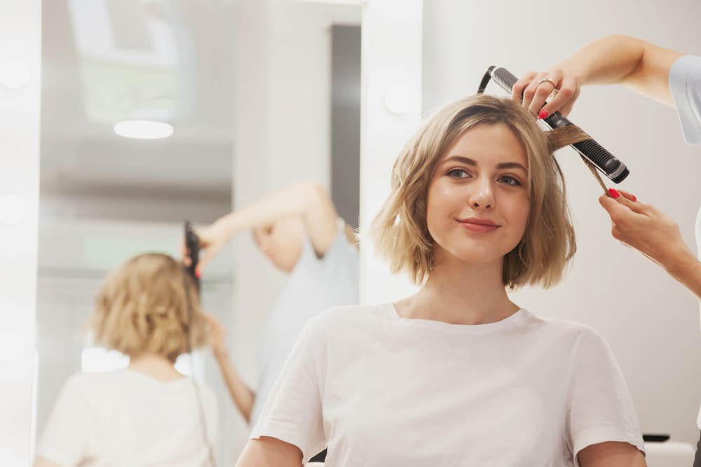 Best Hairstyles for Hair Loss (Female): Tips & Style Ideas